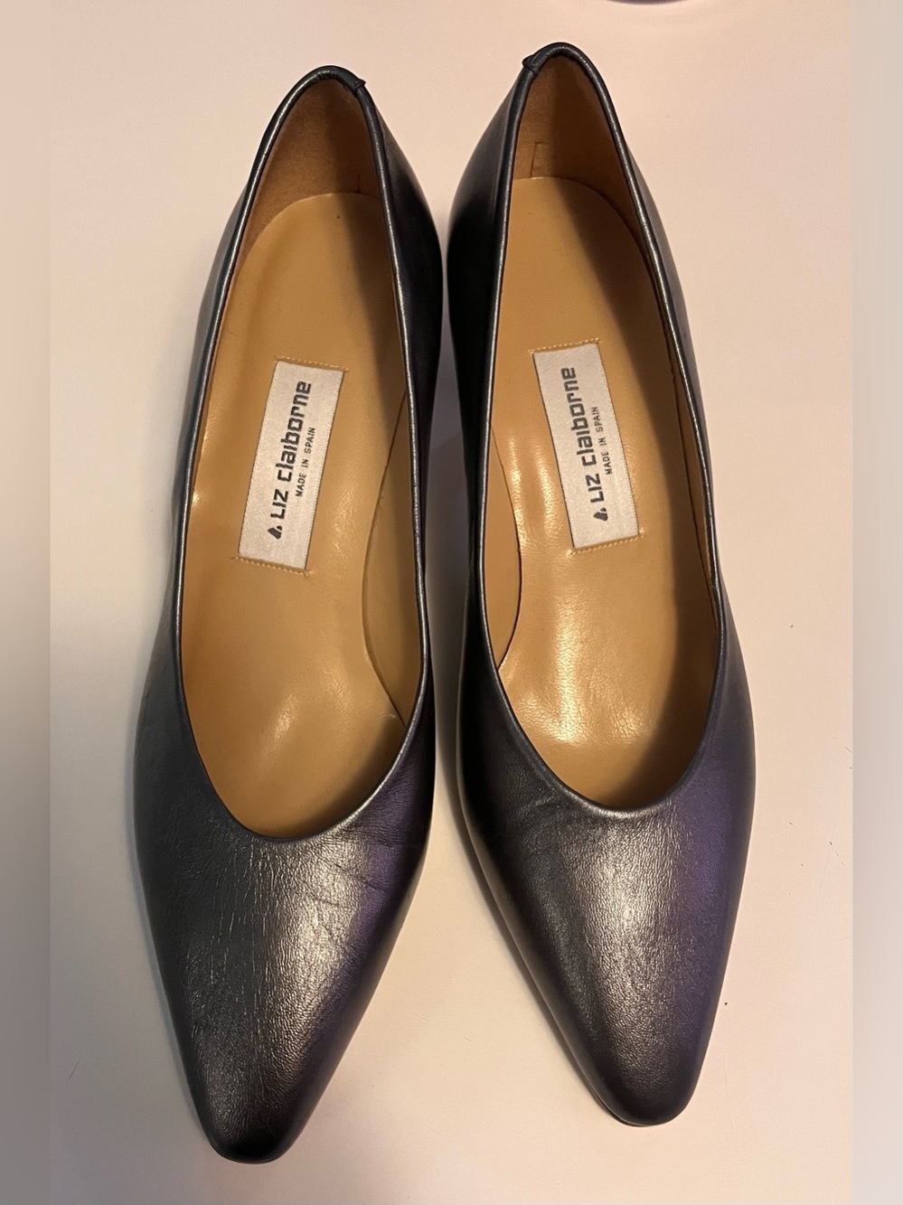 Liz Claiborne Black Pointed Toe Women's Flats size 9m